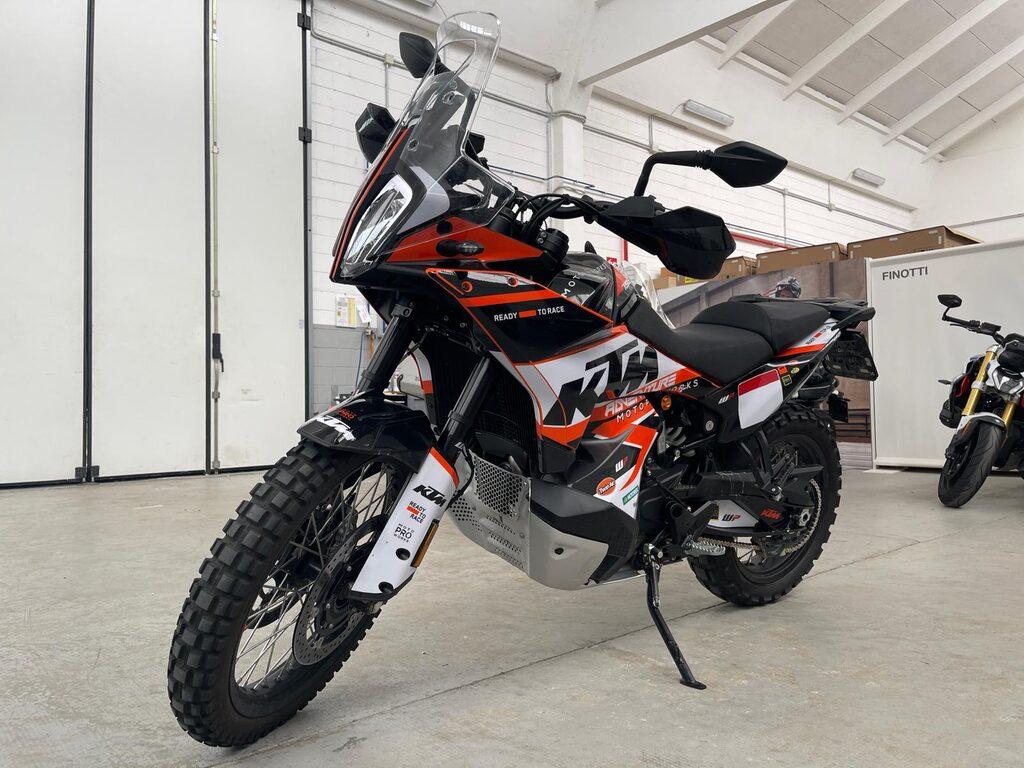 790 ADVENTURE