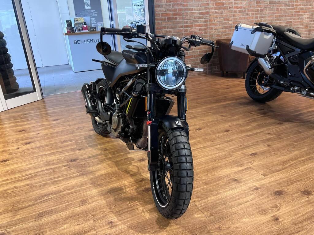SVARTPILEN 125