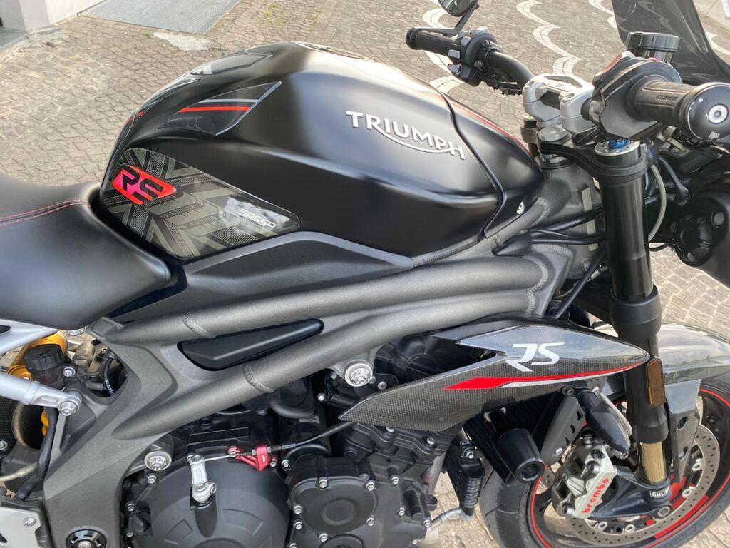 SPEED TRIPLE 1050