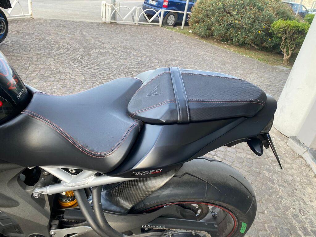SPEED TRIPLE 1050