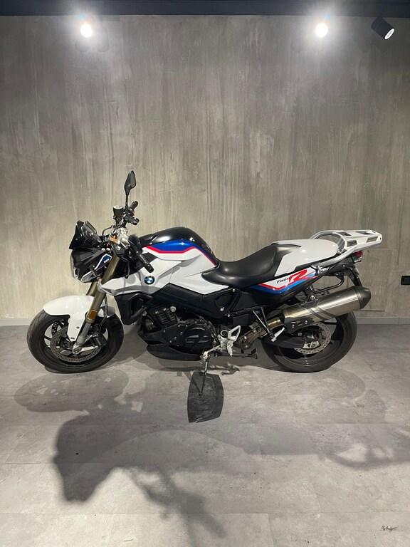 F 800 R