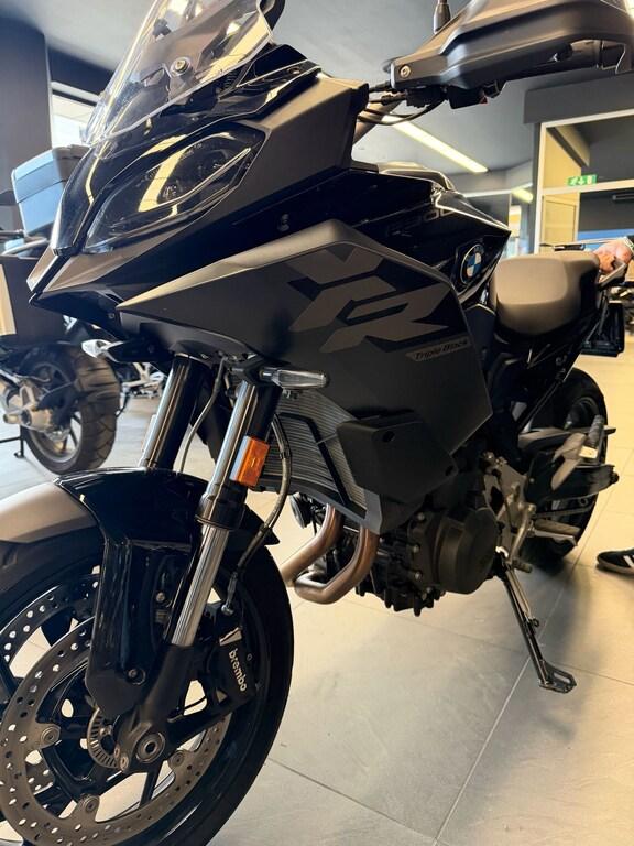 F 900 XR