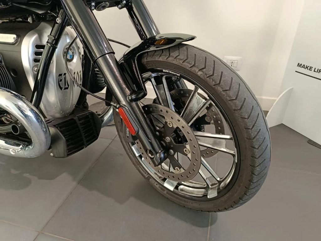 R 18