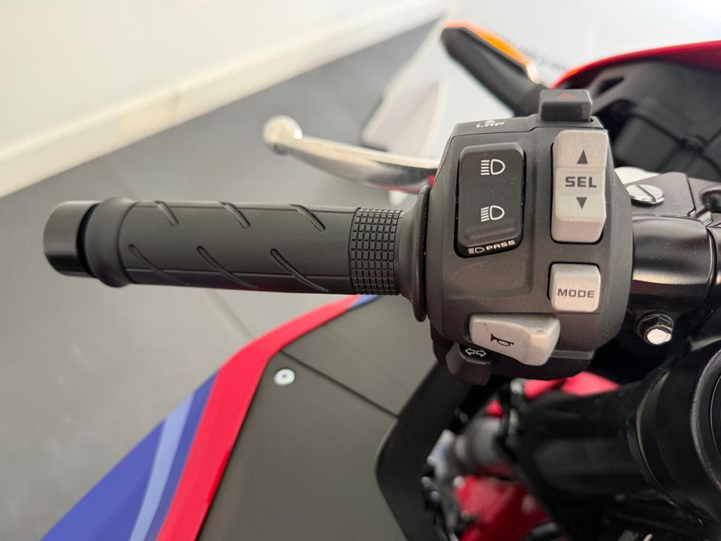 CBR 600 RR