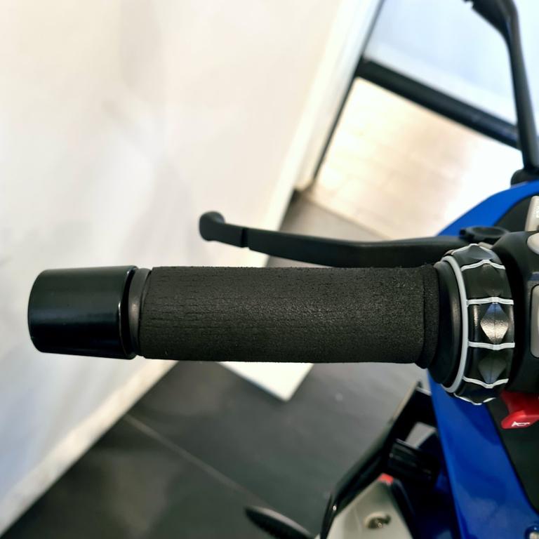 R 1200 RS