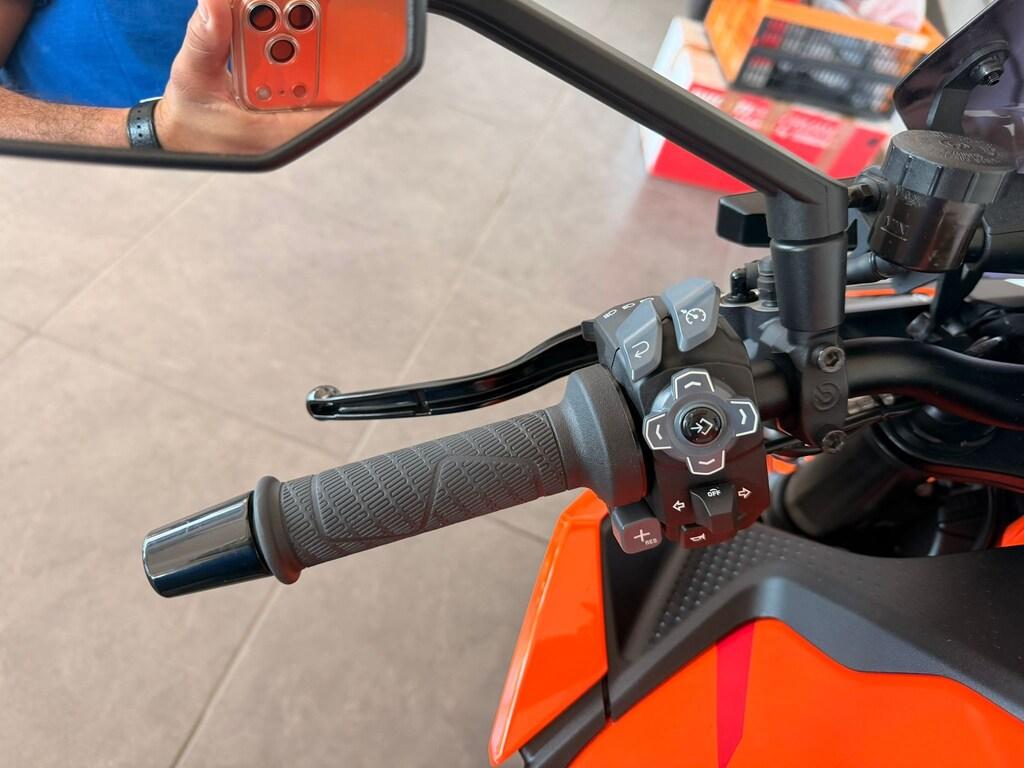 1390 SUPER DUKE