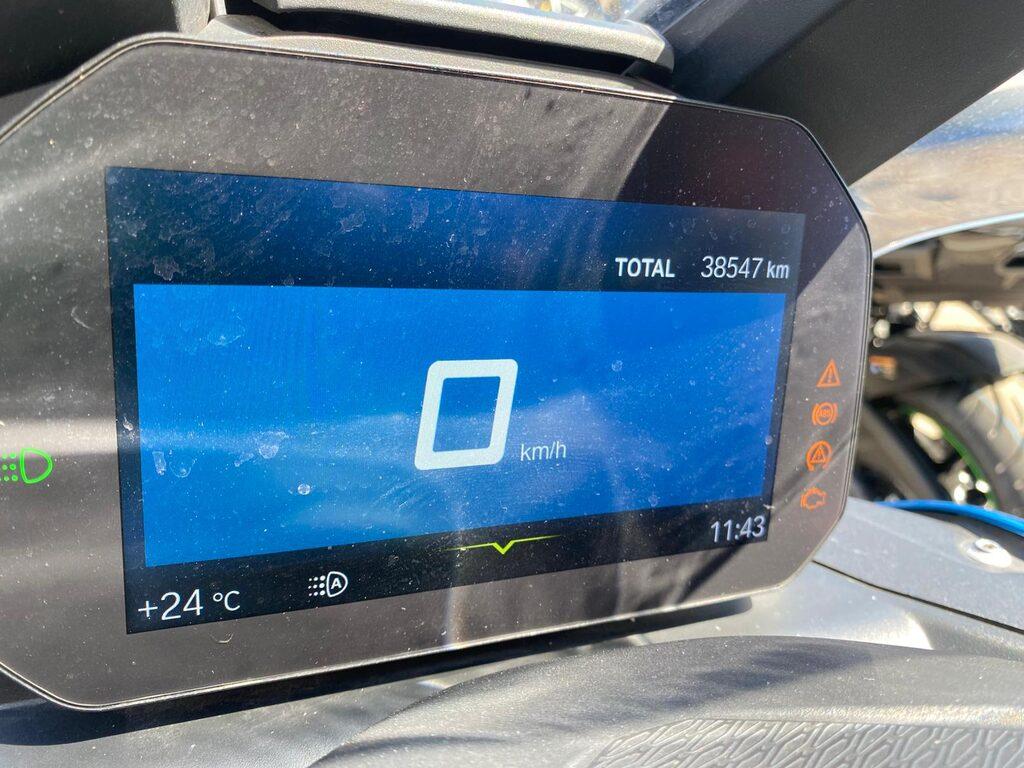 C 400 X