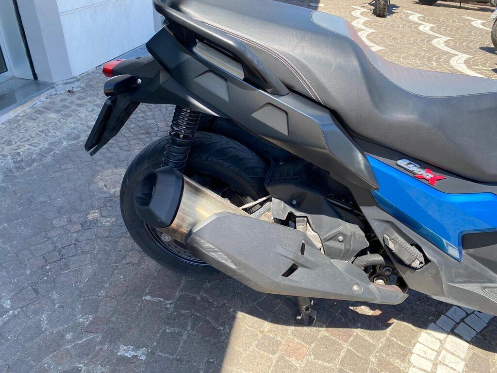 C 400 X