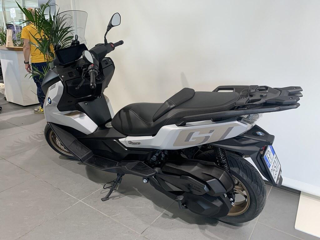 C 400 GT