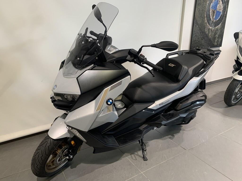 C 400 GT