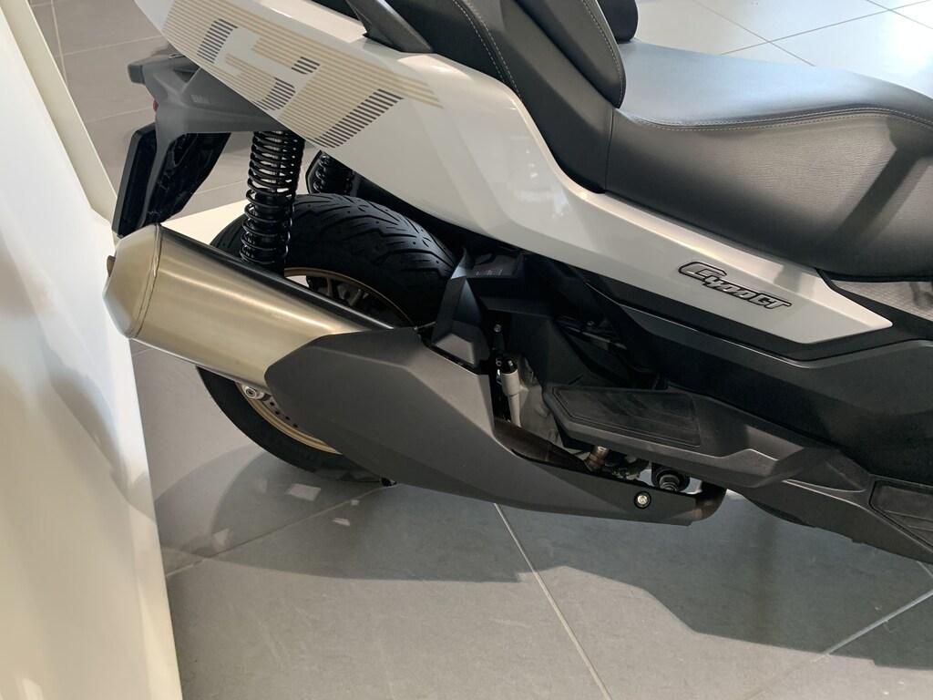 C 400 GT