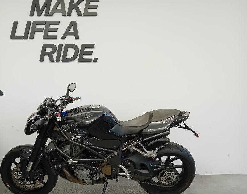 BRUTALE 750 S