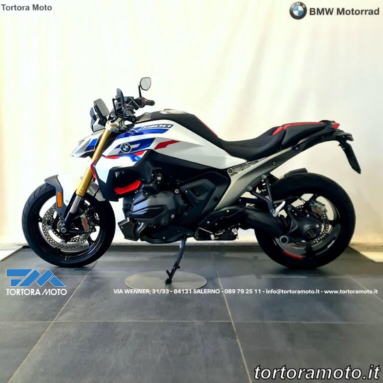 R 1300 R