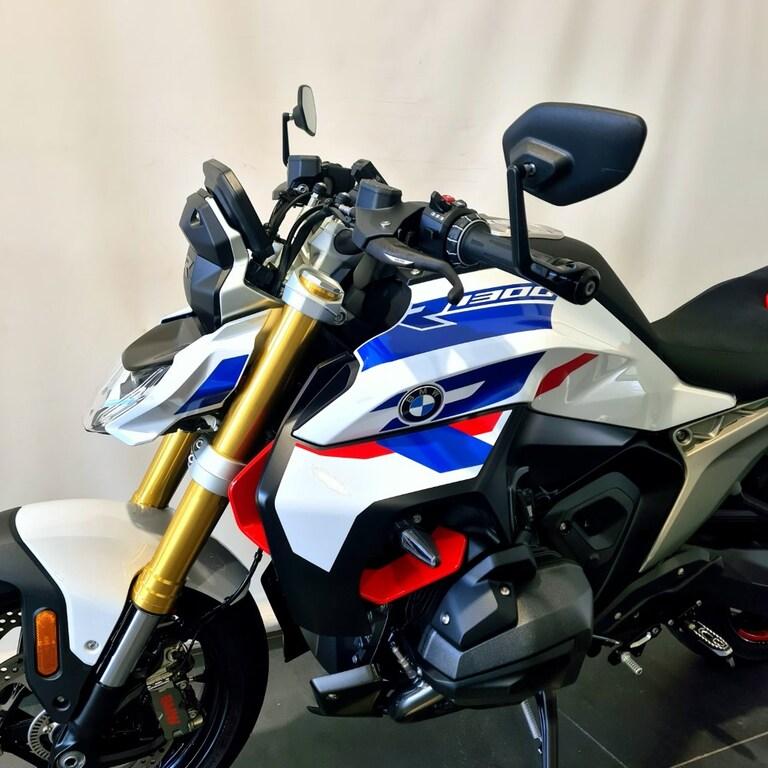 R 1300 R