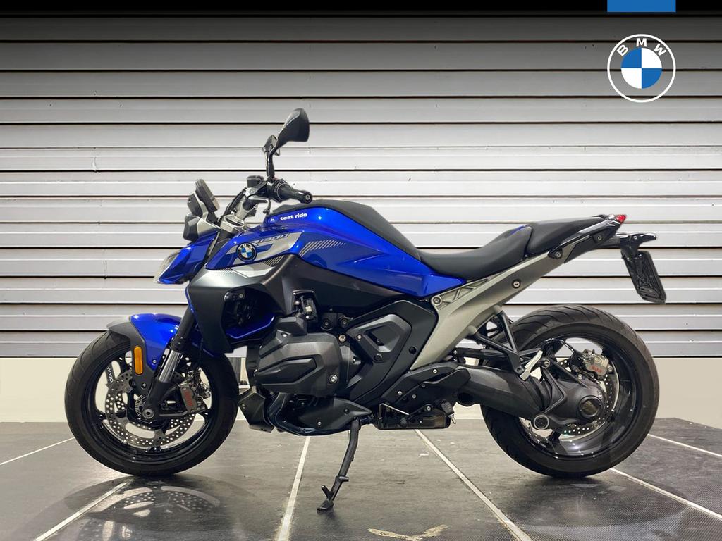 R 1300 R