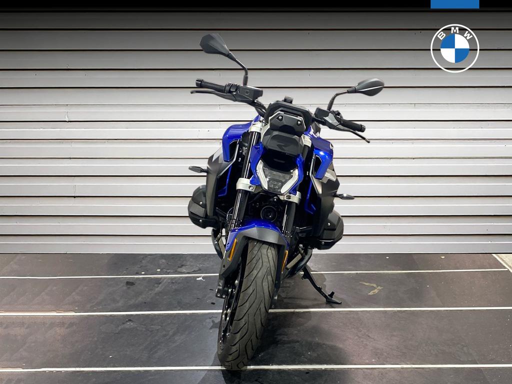 R 1300 R