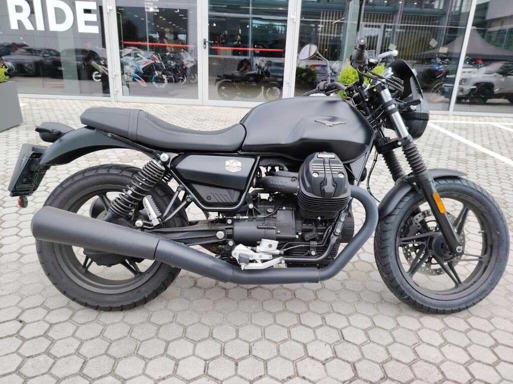V7 850