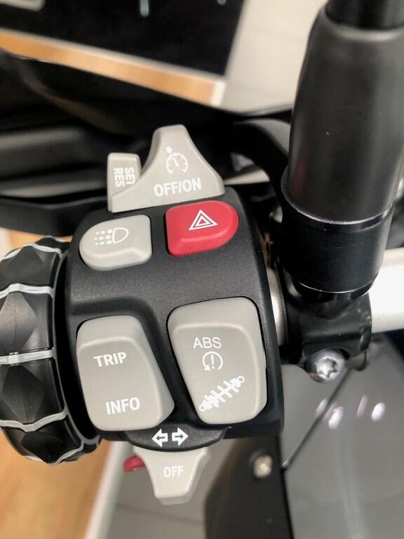 S 1000 XR