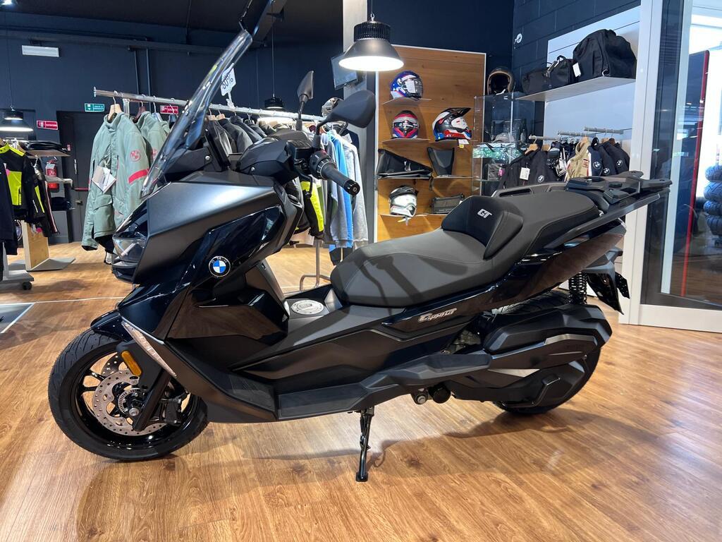 C 400 GT