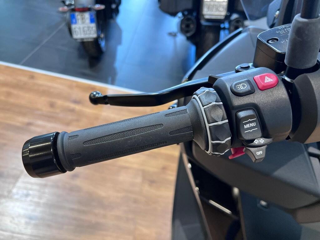 C 400 GT
