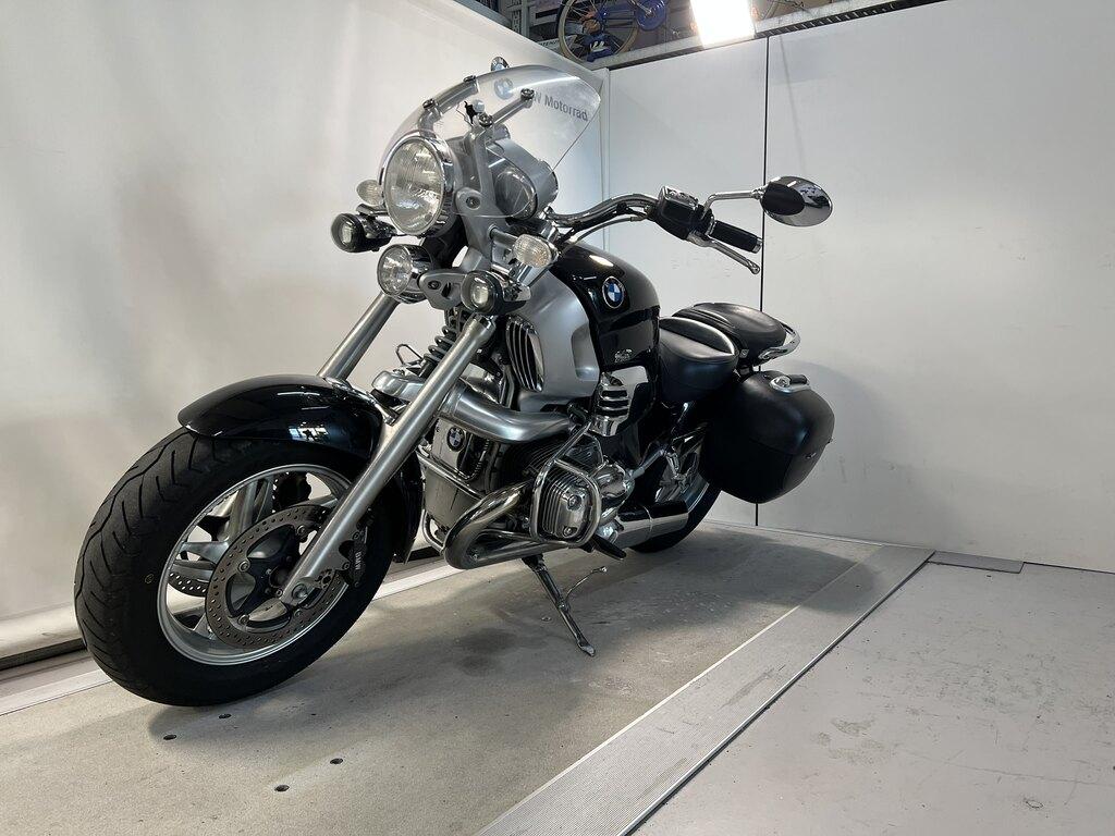R 1200 C