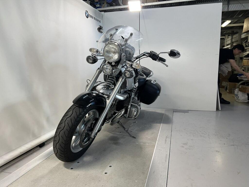 R 1200 C