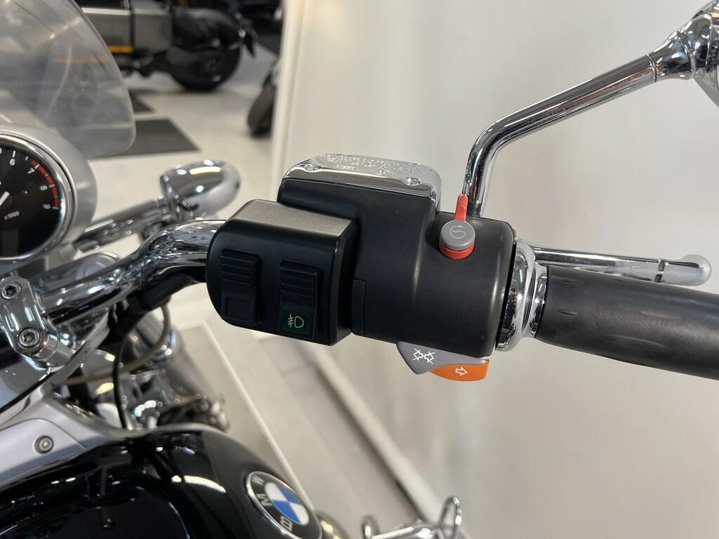 R 1200 C