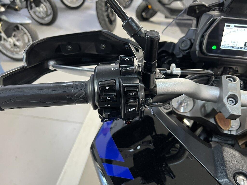 TRACER 900