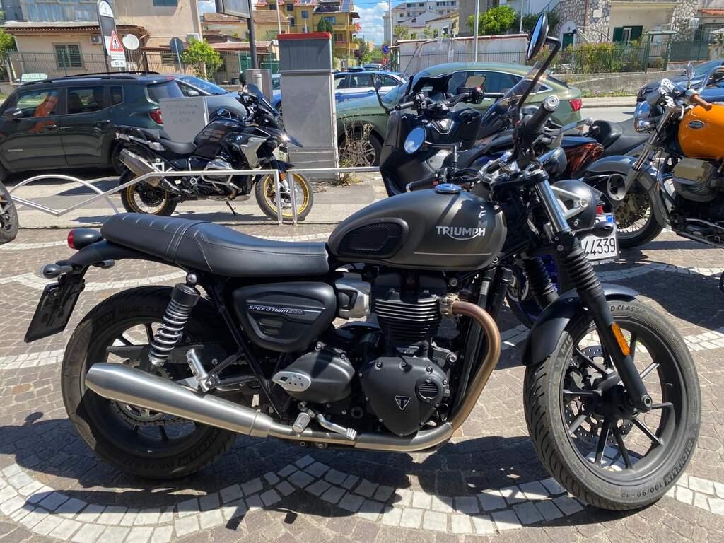 SPEED TWIN 900