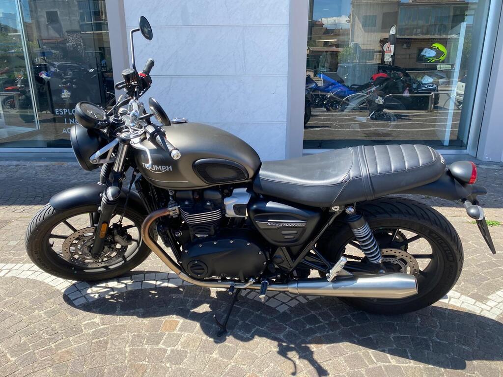 SPEED TWIN 900