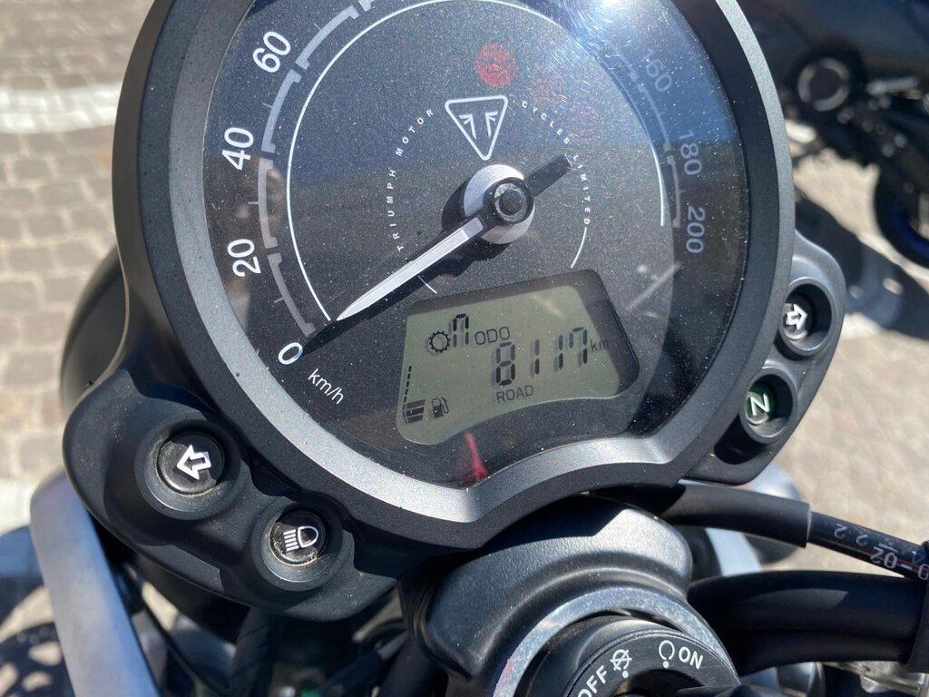 SPEED TWIN 900