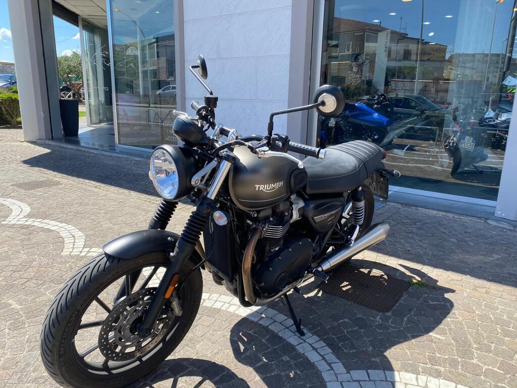 SPEED TWIN 900