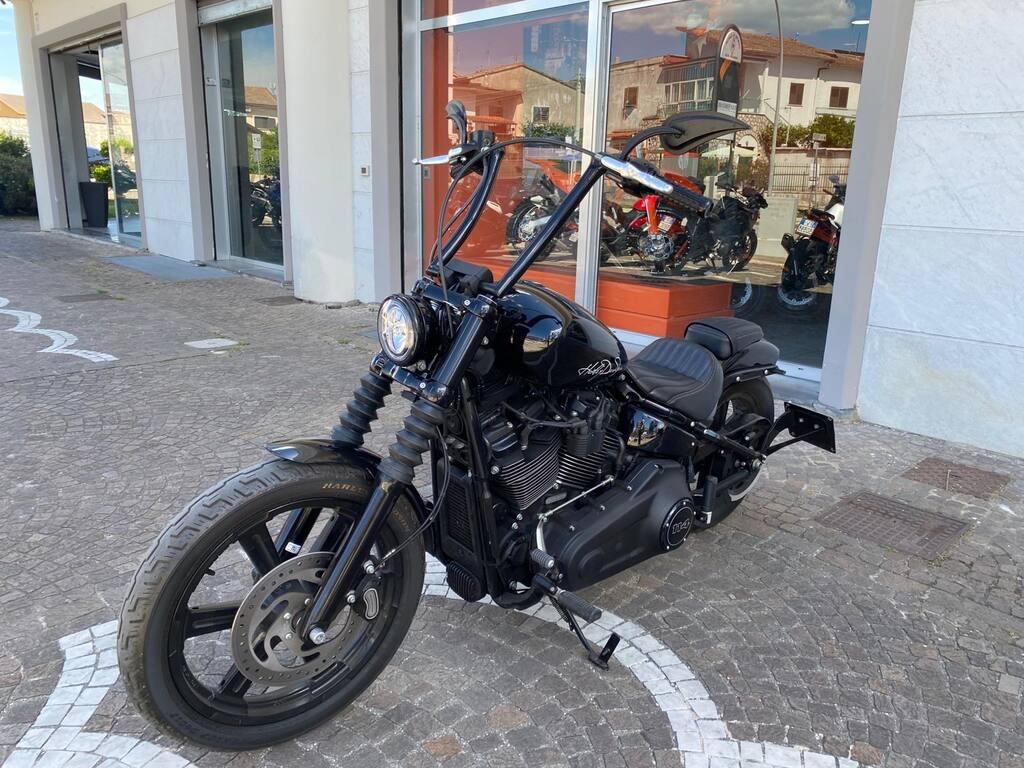 STREET BOB 114 1868