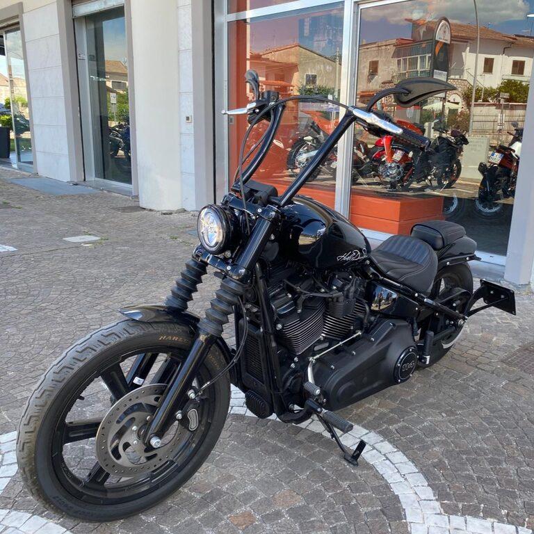 STREET BOB 114 1868