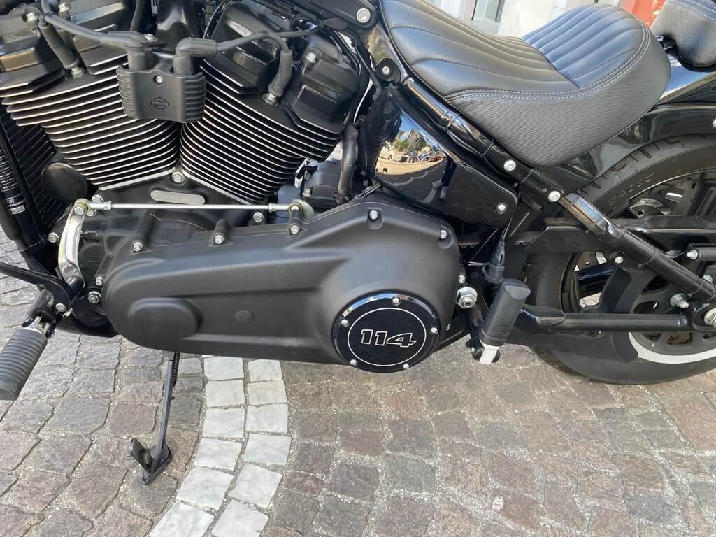 STREET BOB 114 1868