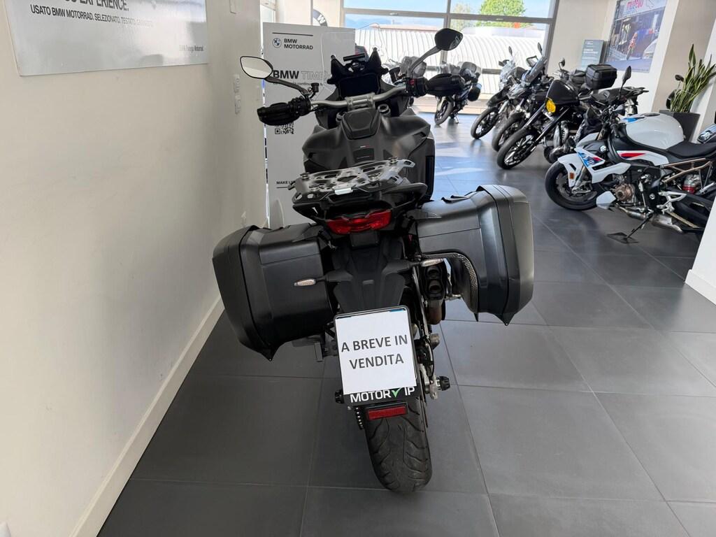 MULTISTRADA V4