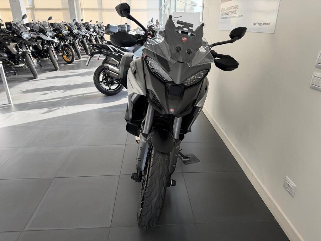MULTISTRADA V4