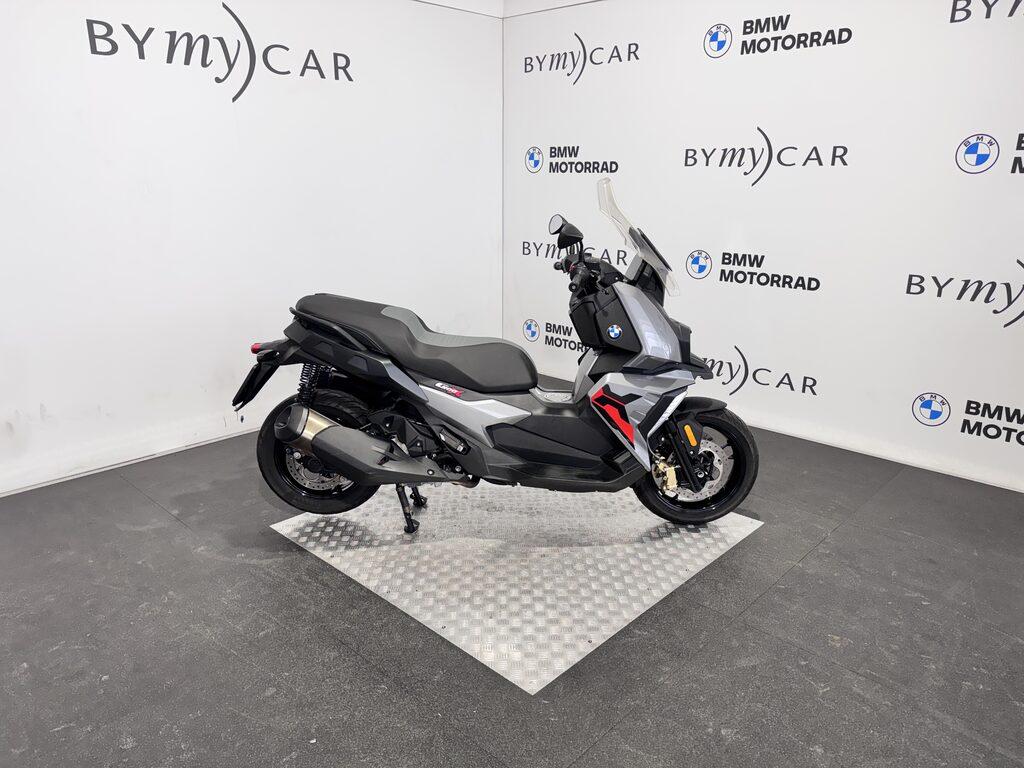 C 400 X