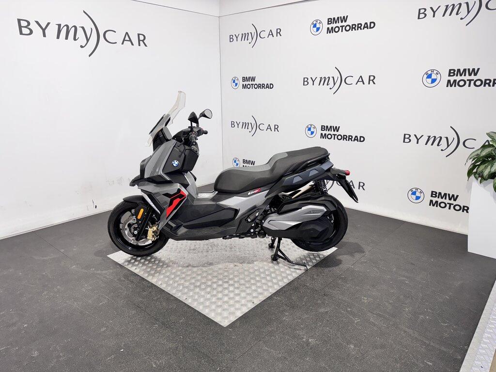 C 400 X
