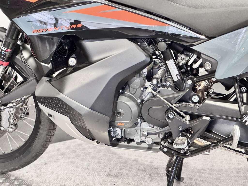 890 ADVENTURE