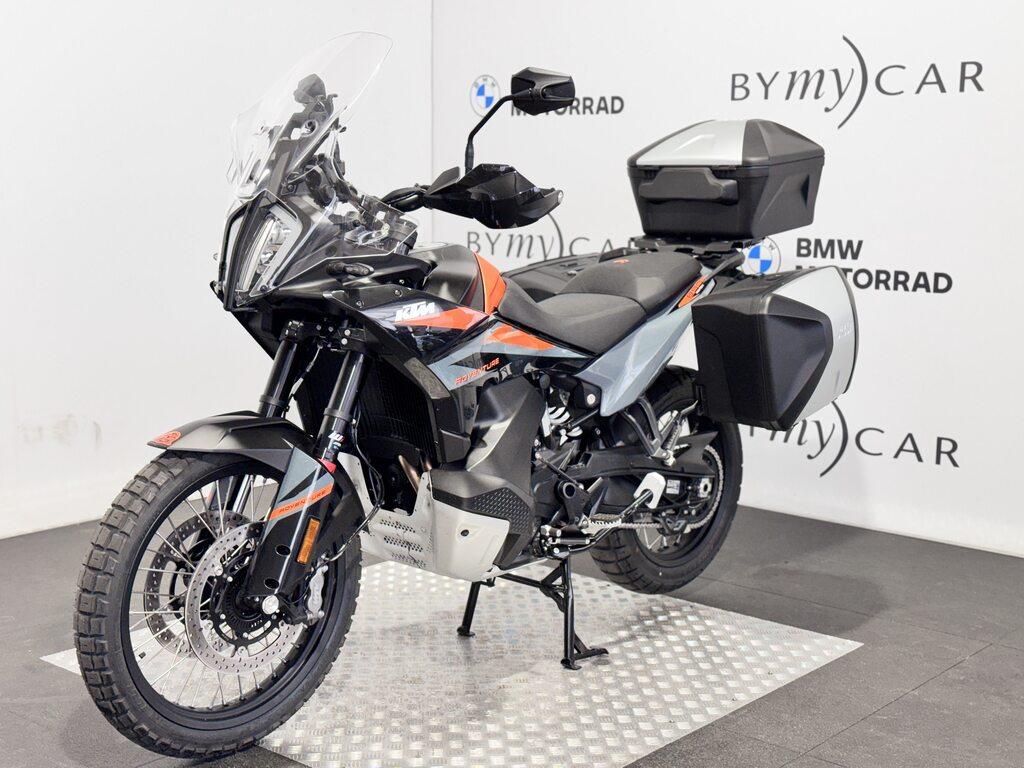 890 ADVENTURE