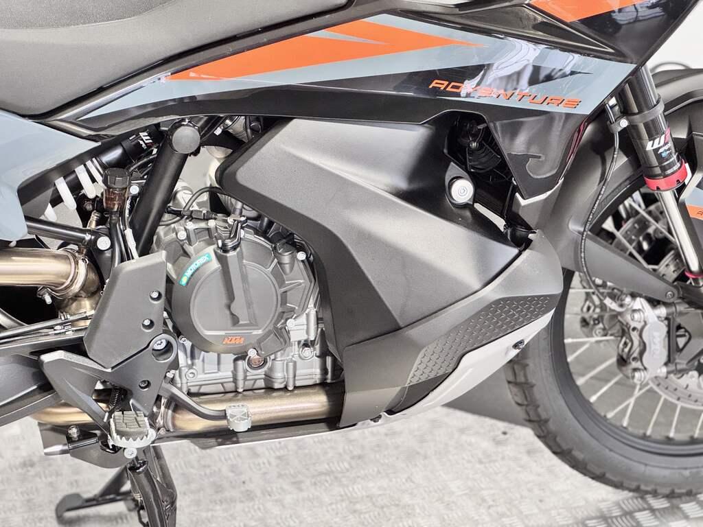 890 ADVENTURE