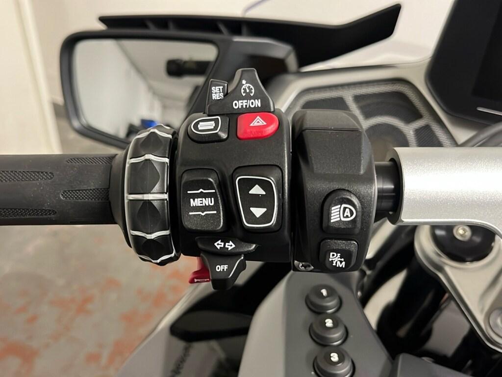 R 1300 RT