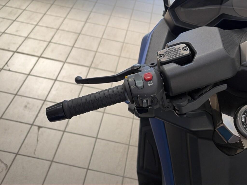 AK 550