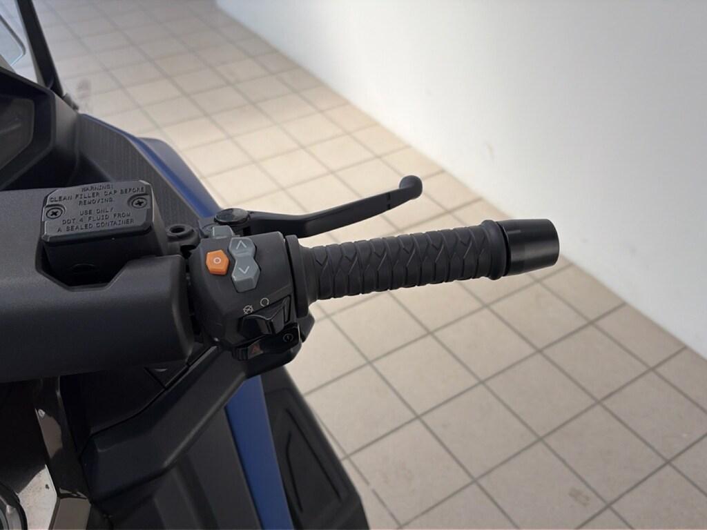 AK 550