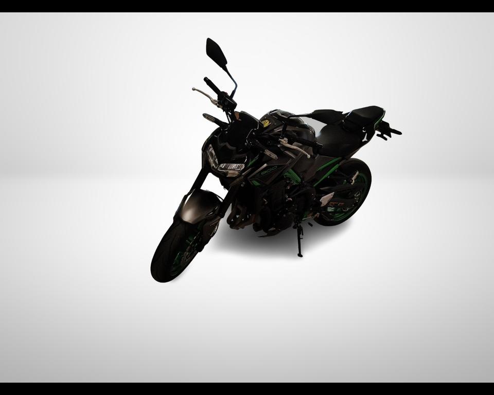 Z 900