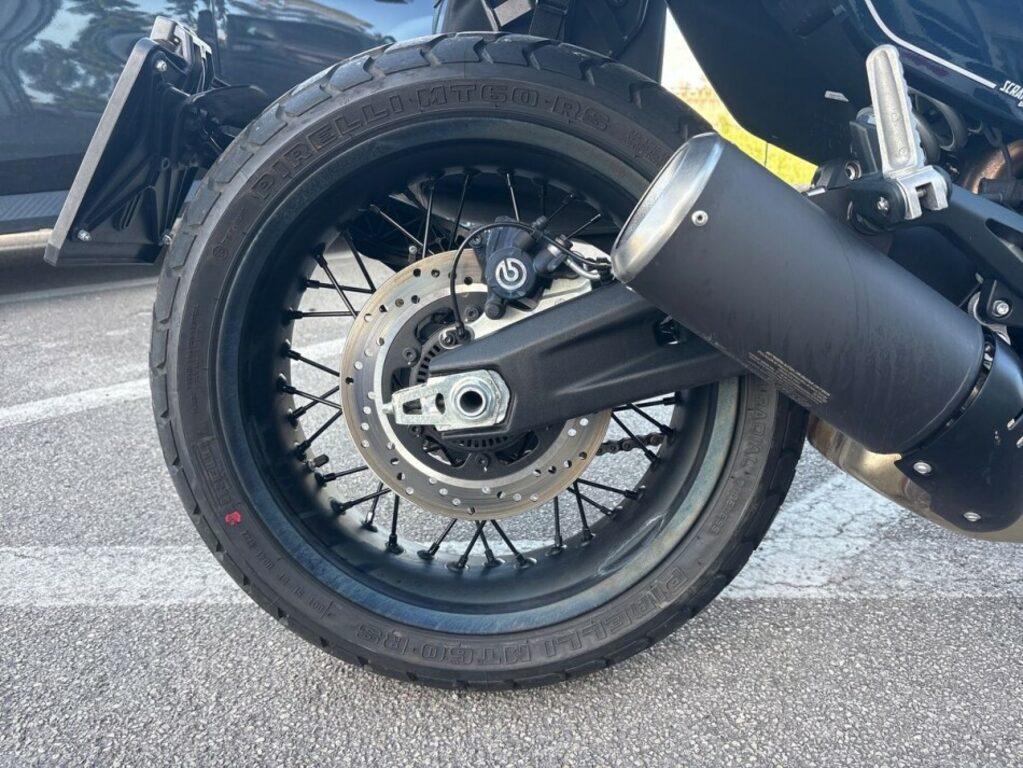SCRAMBLER 800