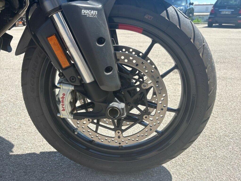 MULTISTRADA V4