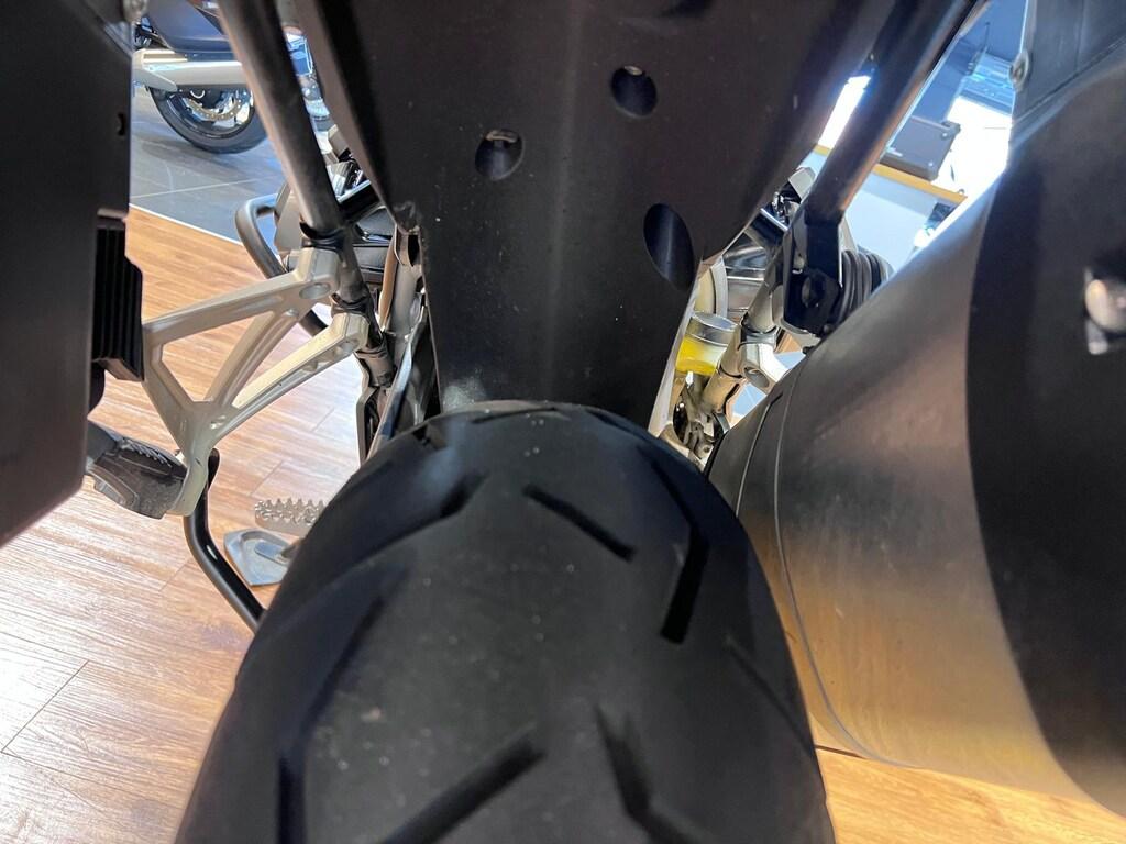 MT-09 890