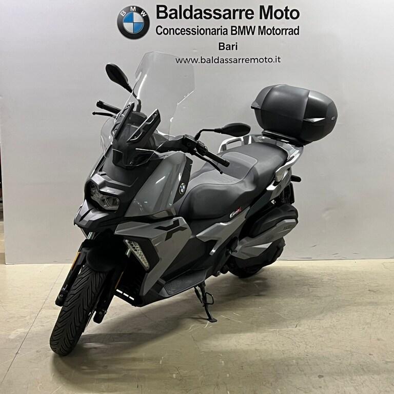 C 400 X